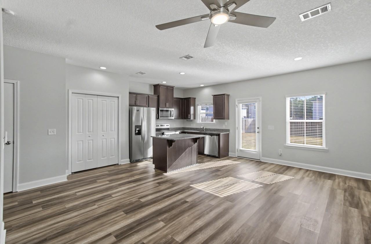 1034 Grayson Ave #1 - Photo 3 of 25