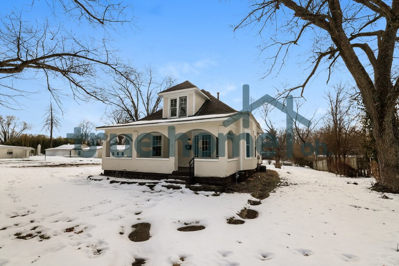 130 Burgess Ave #1 - Photo 2 of 15