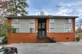 2808 Thomas Ln Apt D #2808D - Photo 1 of 1