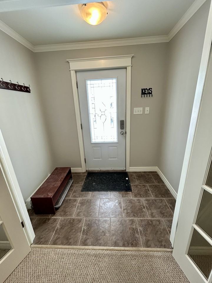 51 Glenlonan St #1 - Photo 2 of 5