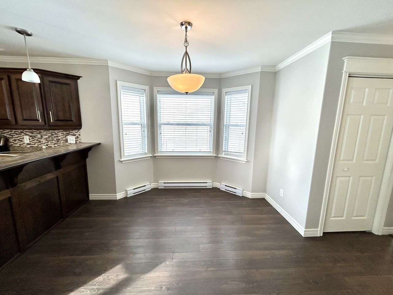 51 Glenlonan St #1 - Photo 3 of 5