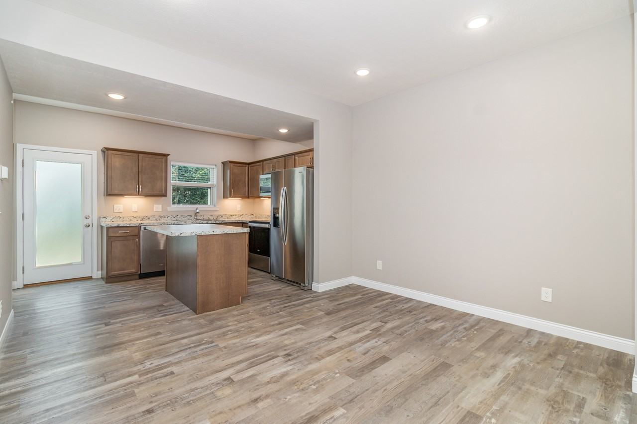 5559 Limaburg RoadUnit 3 #5559-3 - Photo 7 of 28