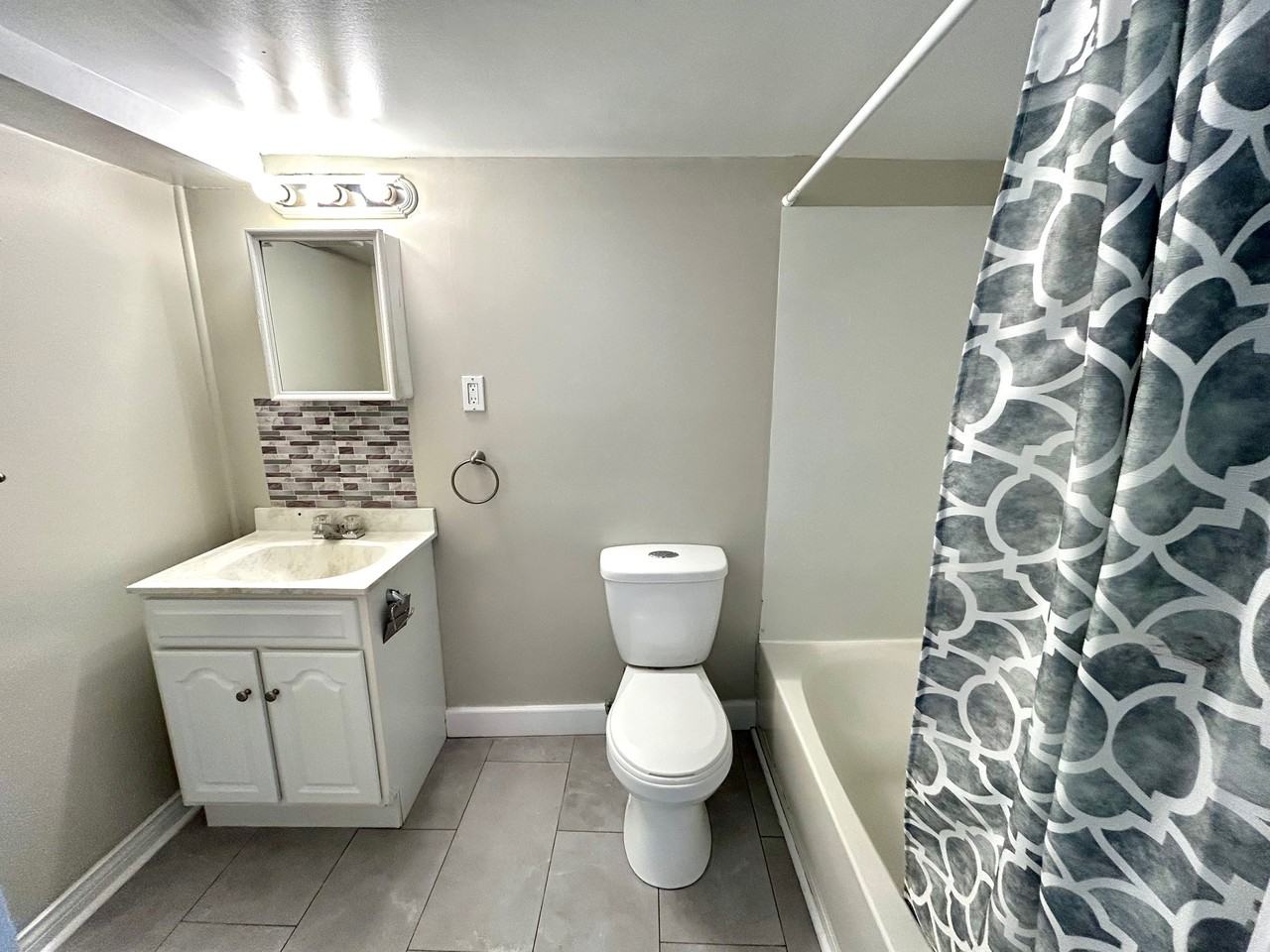 24 Goodridge St #A - Photo 6 of 7