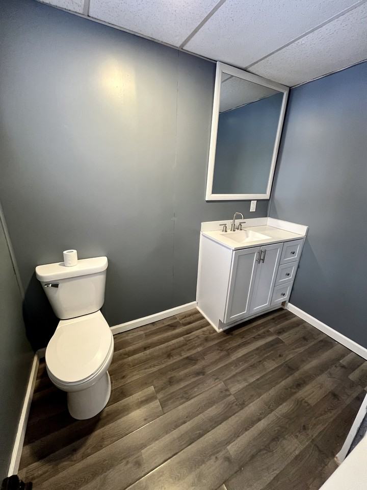 315 Oak Ave Se #1 - Photo 6 of 11