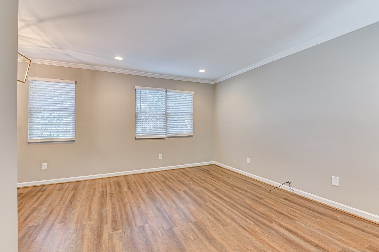 1402 Johns Rd #A - Photo 7 of 28