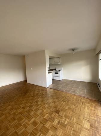 951 Cedar St #B12 - Photo 6 of 22