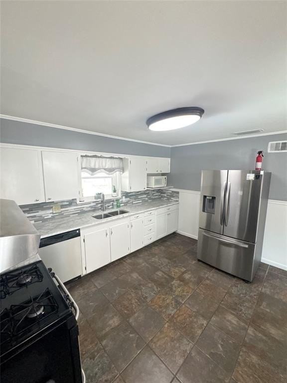 522 E Southfield Rd - Photo 2 of 9