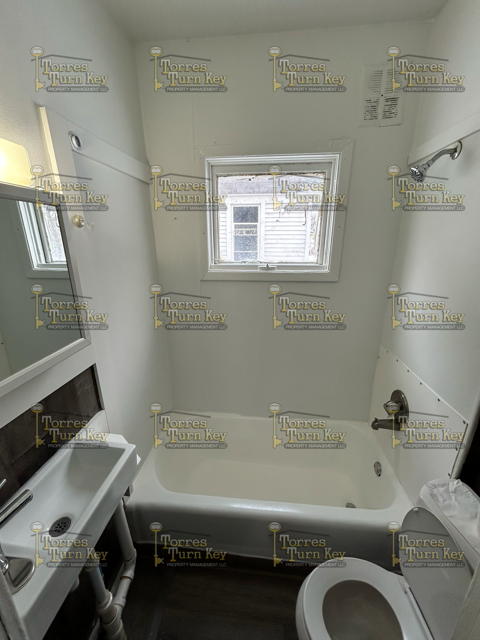 124 7th St #DN - Photo 6 of 7