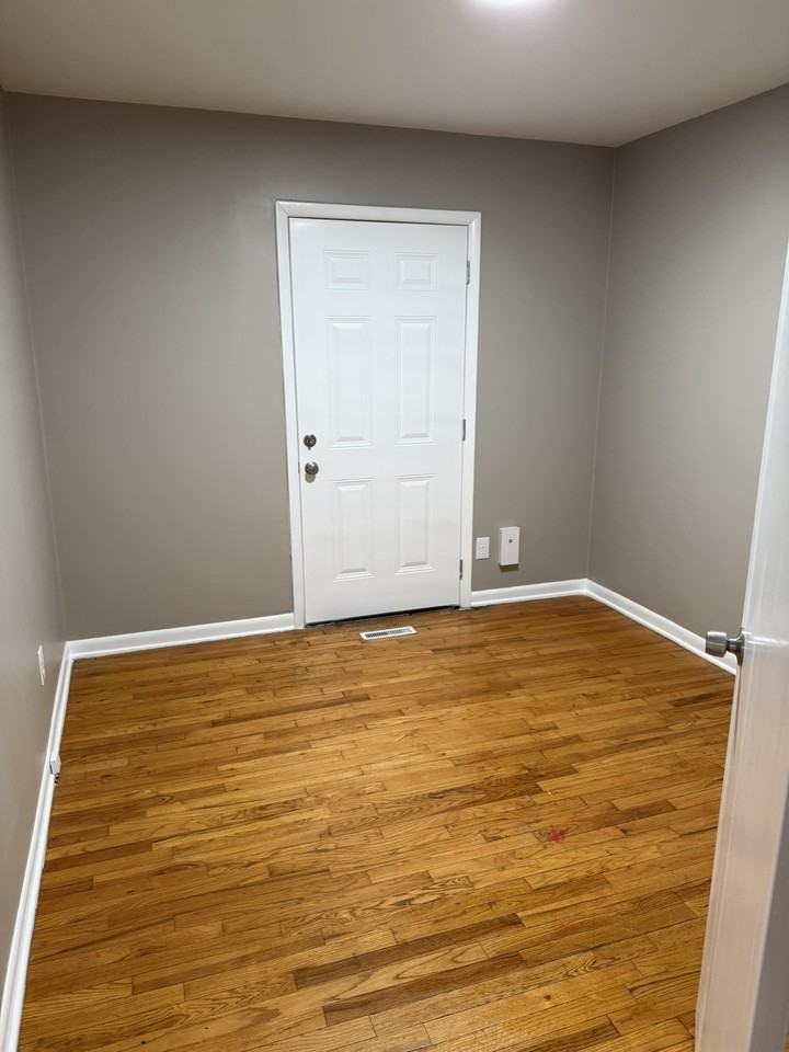 8818 Kentucky Ave #1 - Photo 4 of 11