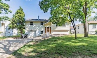 featured image of 3435 Cornhusker Dr #1
