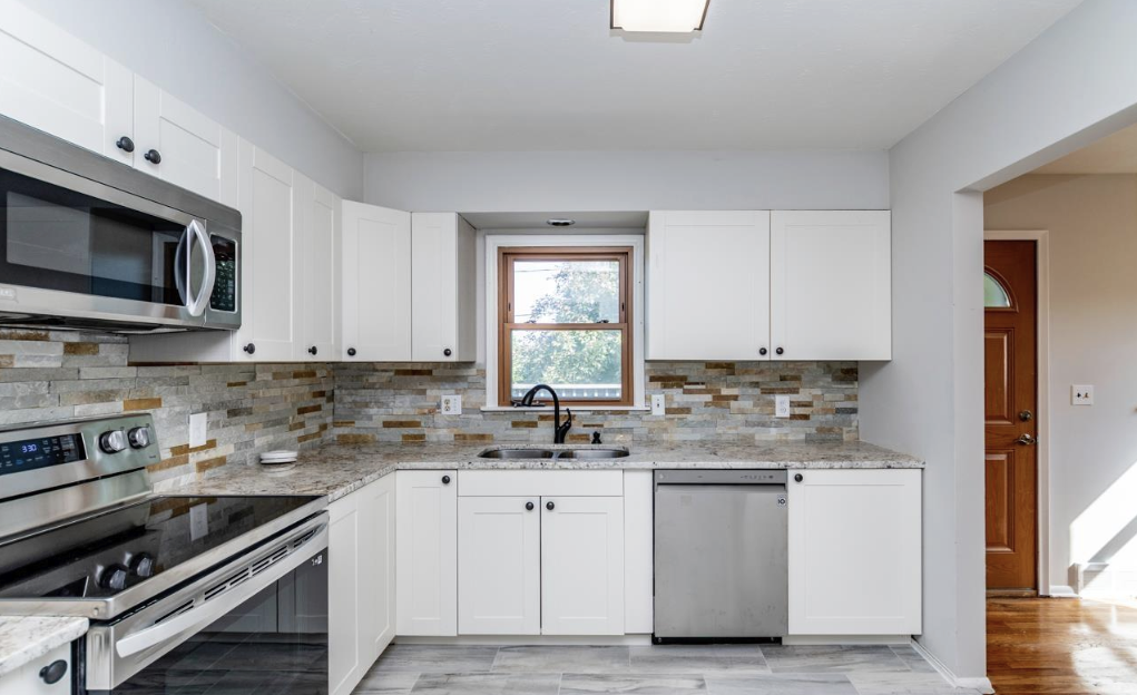 3435 Cornhusker Dr #1 - Photo 4 of 10