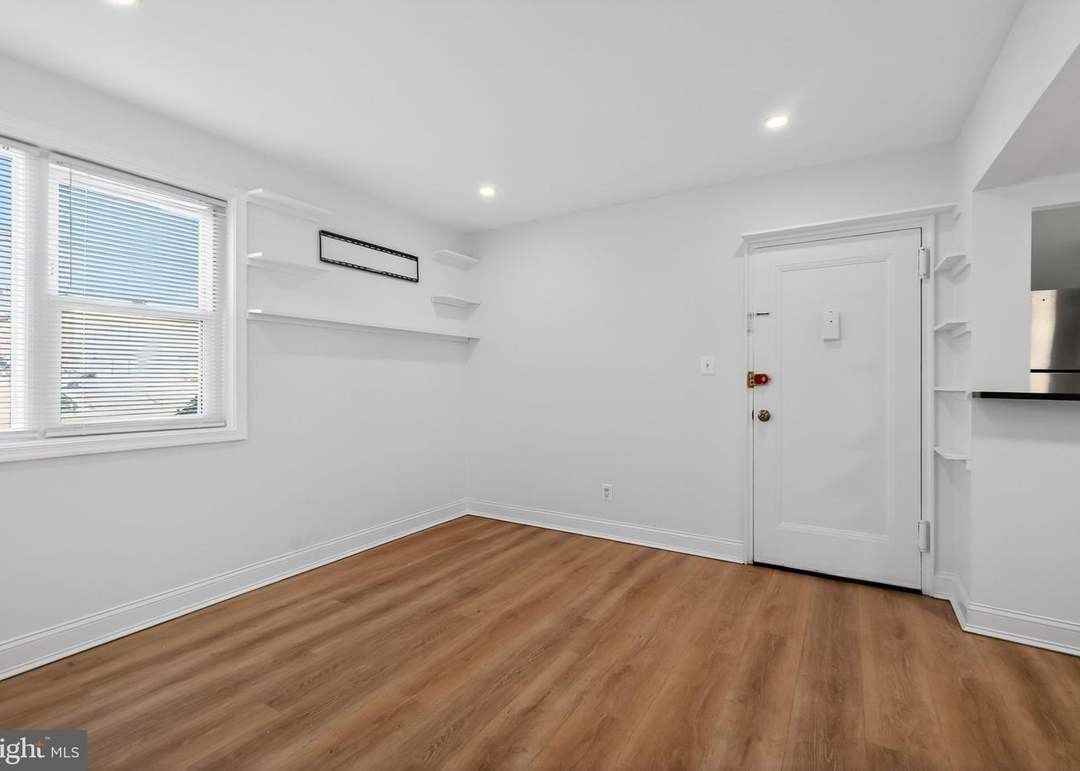 3065 Patrick Henry Dr #1 - Photo 6 of 11