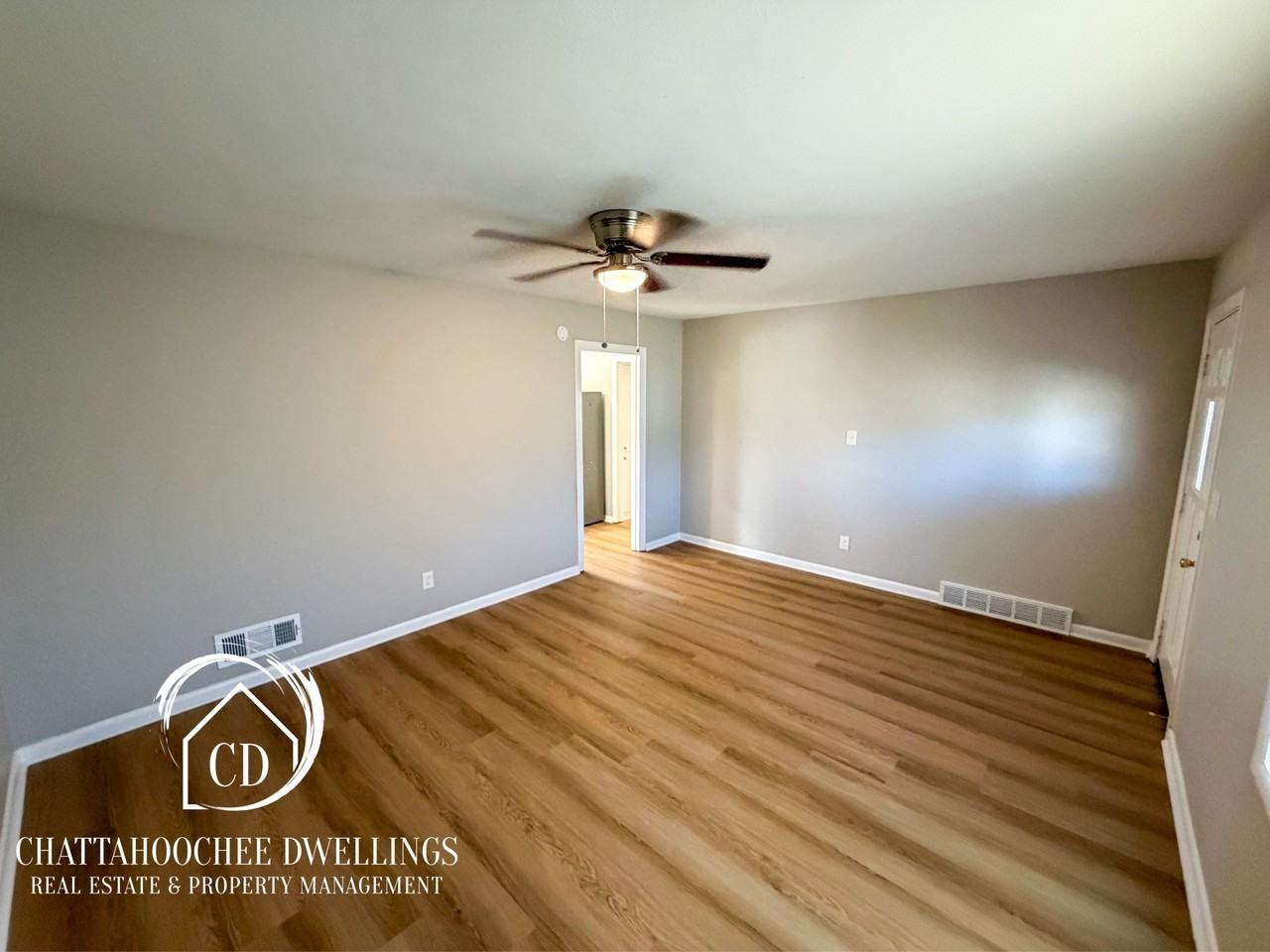 4564 Moline Ave #1 - Photo 2 of 8