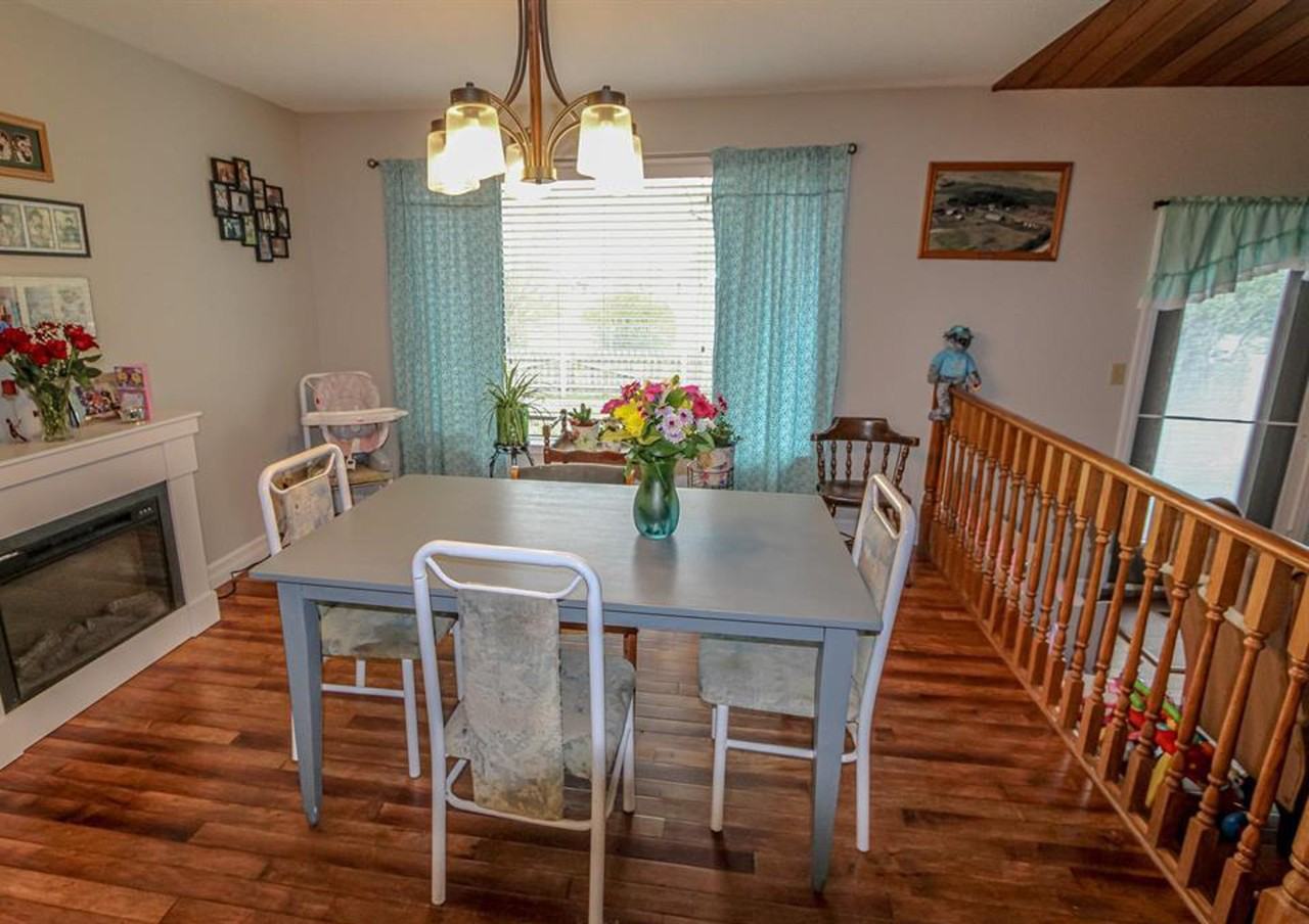 4612 45 Ave #1 - Photo 3 of 22