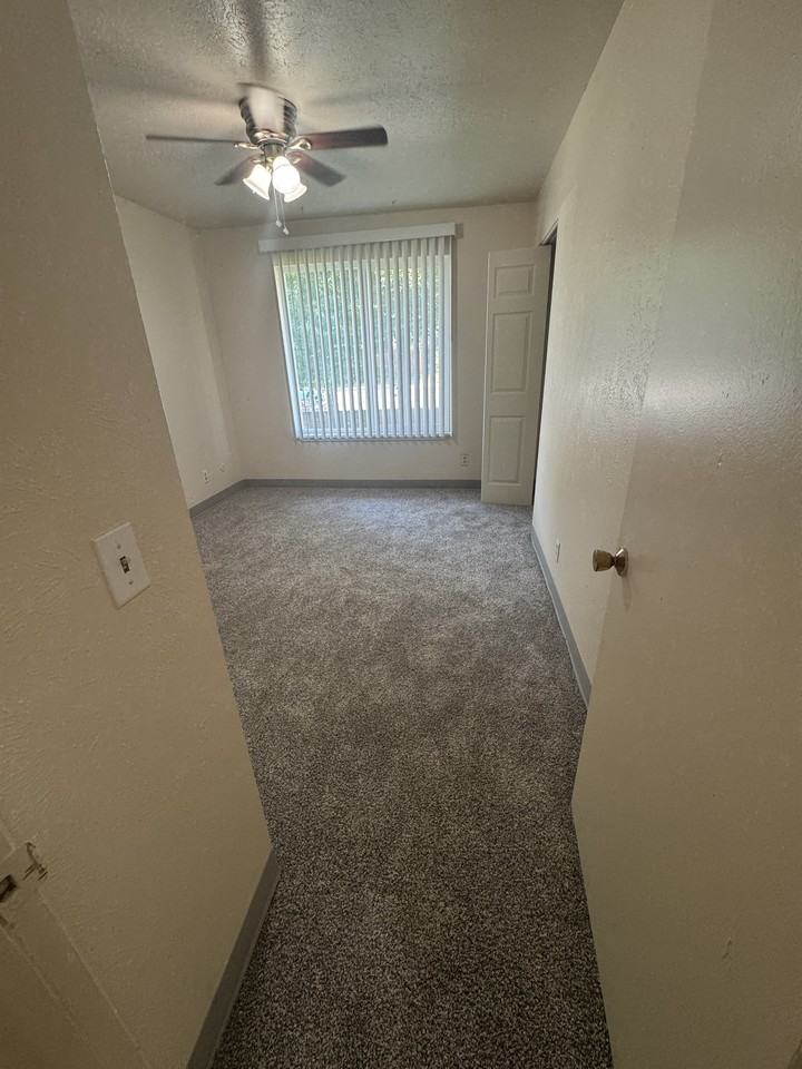 920 South St #920-4 - Photo 2 of 9