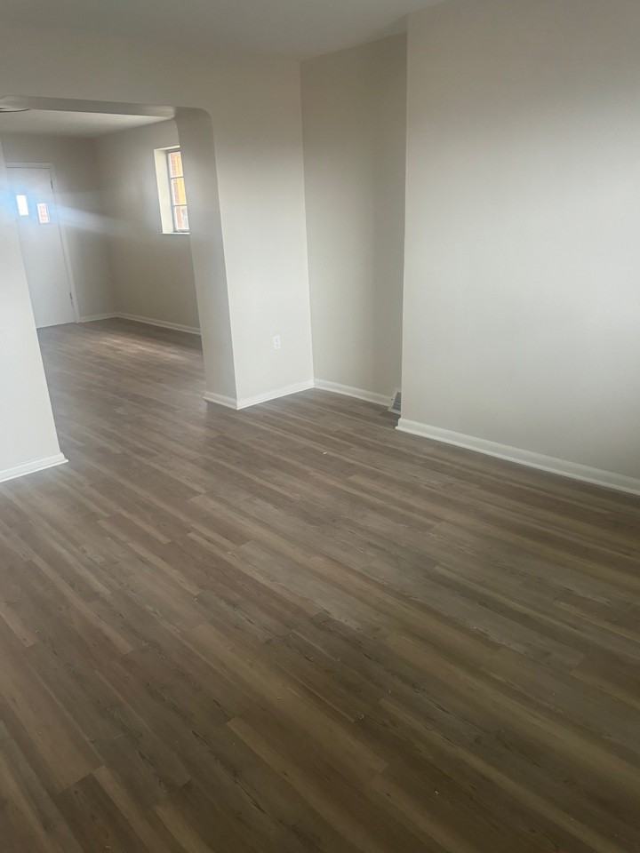 545 Stokes Ave #1 - Photo 3 of 18