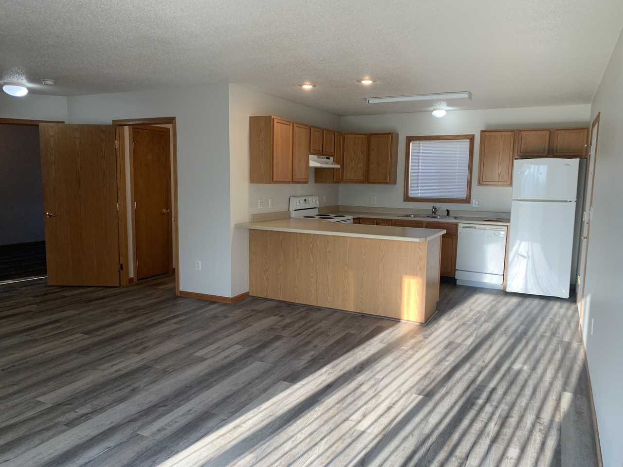 1114 Cornell St #102 - Photo 2 of 27