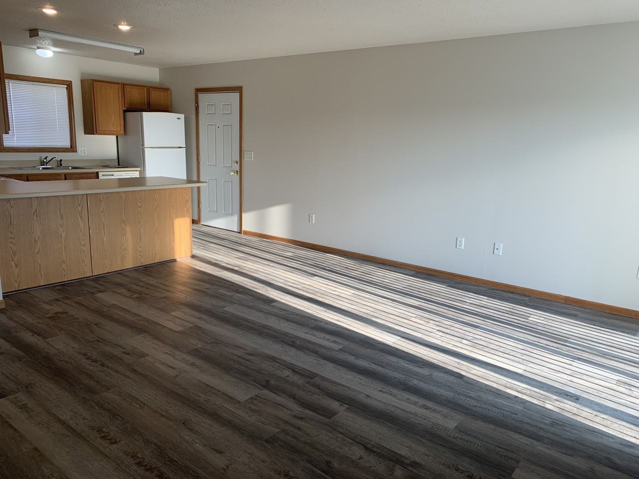 1114 Cornell St #102 - Photo 4 of 27