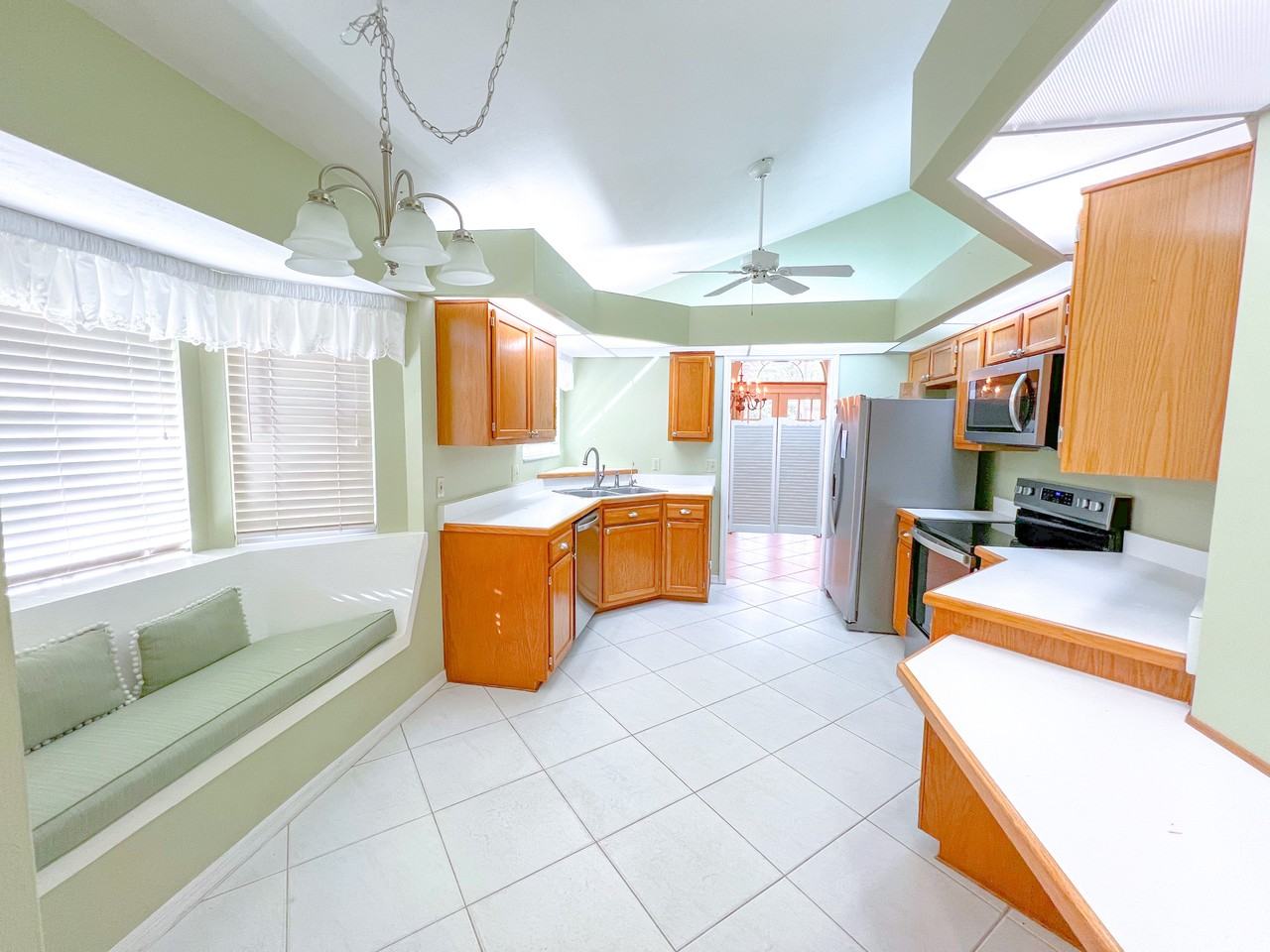 12320 Nw 10th Pl #1 - Photo 4 of 16