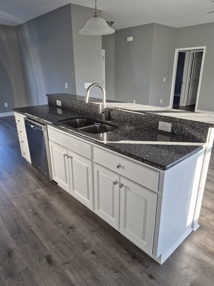 1713 North Carolina St #1 - Photo 2 of 9