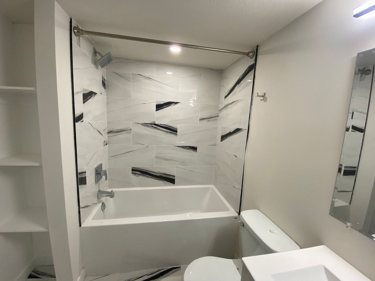 423 Pepper St #B - Photo 7 of 9