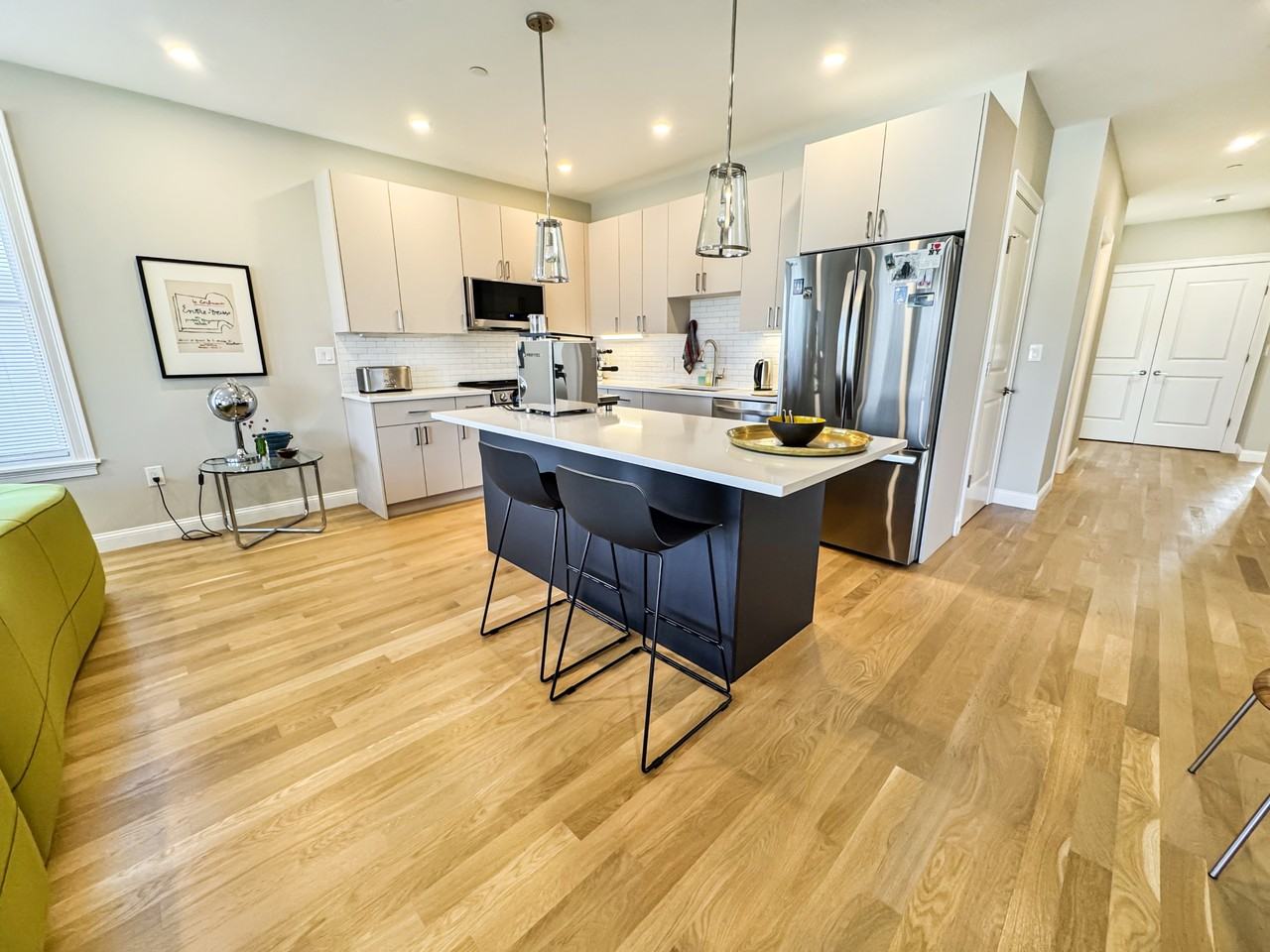 40 40 Waverly StreetUnit 3 #3 - Photo 5 of 23