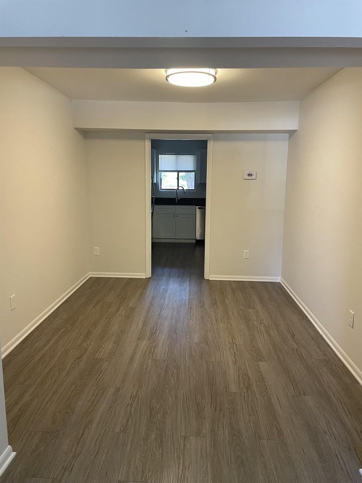 158 Harvest Dr #1 - Photo 3 of 25