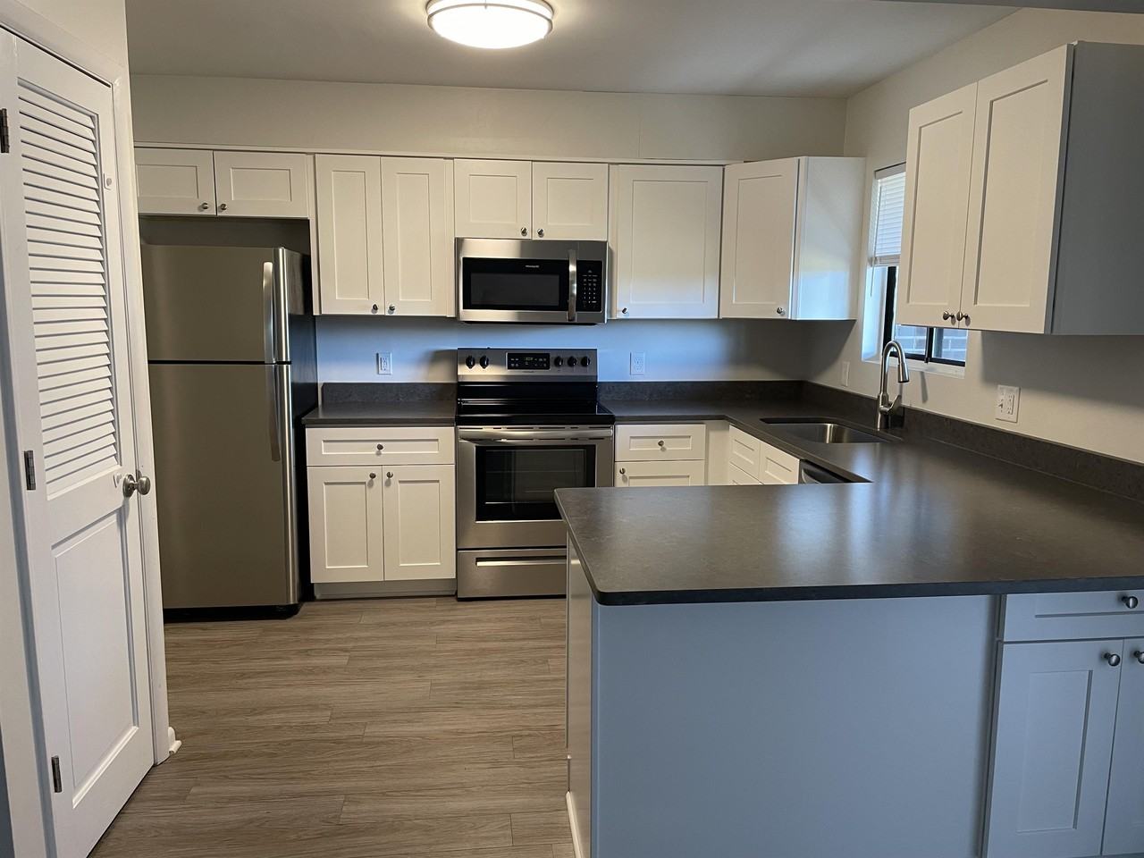 158 Harvest Dr #1 - Photo 5 of 25