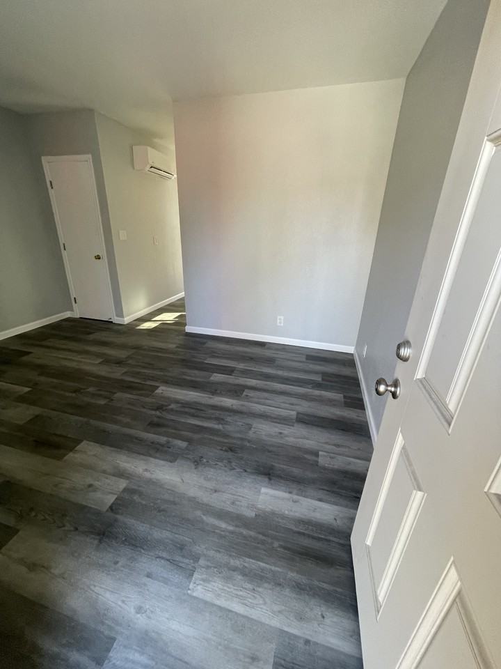 1311 Lemon St #1 - Photo 2 of 21