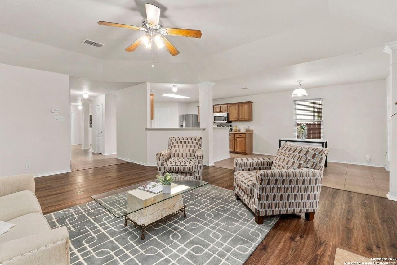 15311 Spring Rock - Photo 5 of 32