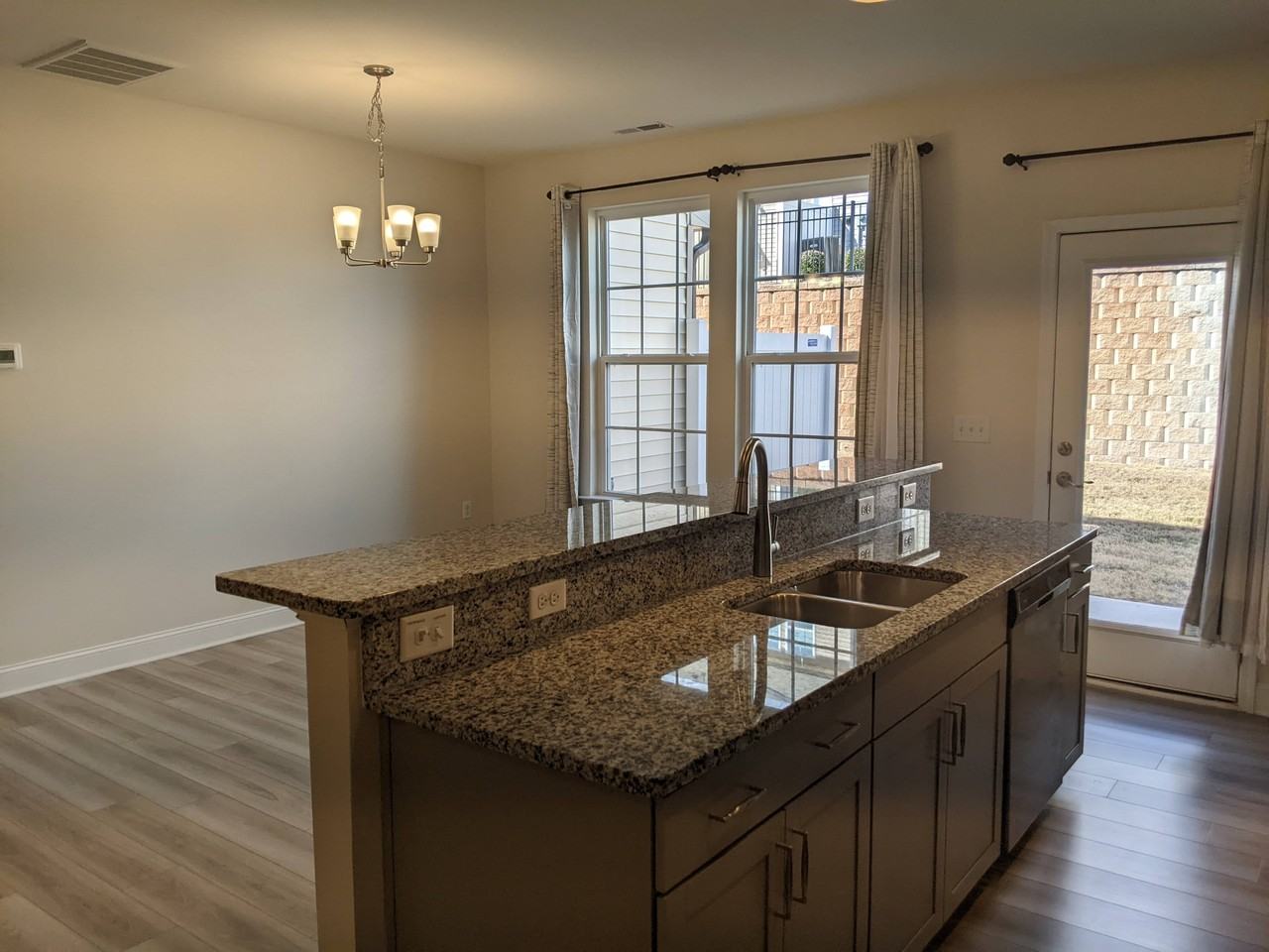 1413 Sunset Peak Way #1 - Photo 4 of 24