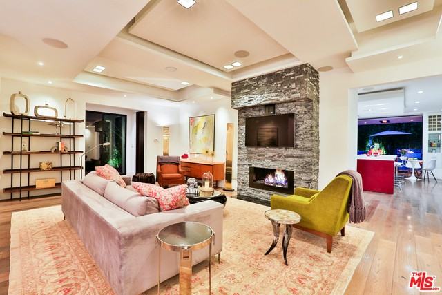 1742 Courtney Ave #1 - Photo 6 of 26