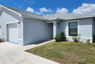 926 Se 6th Ct #926 - Photo 1 of 1