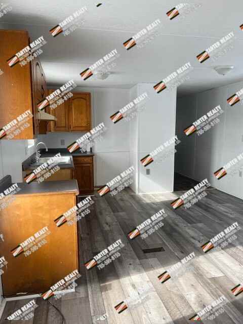 11613 W. State Road 28 - 32 #32 - Photo 2 of 9