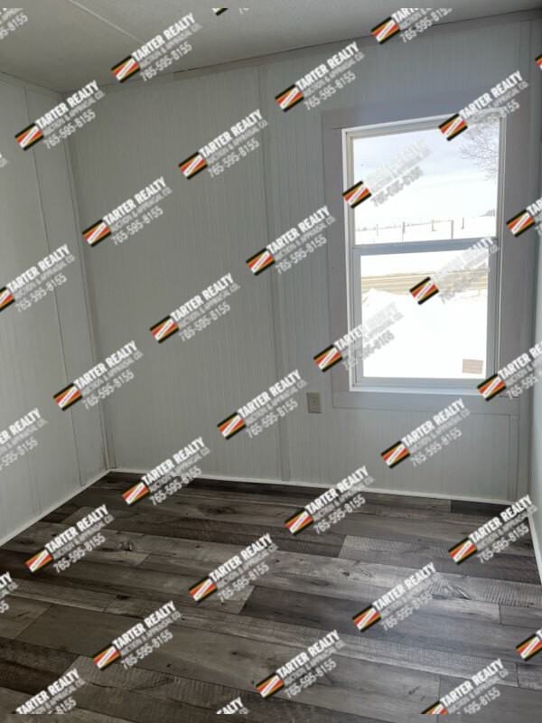 11613 W. State Road 28 - 32 #32 - Photo 4 of 9