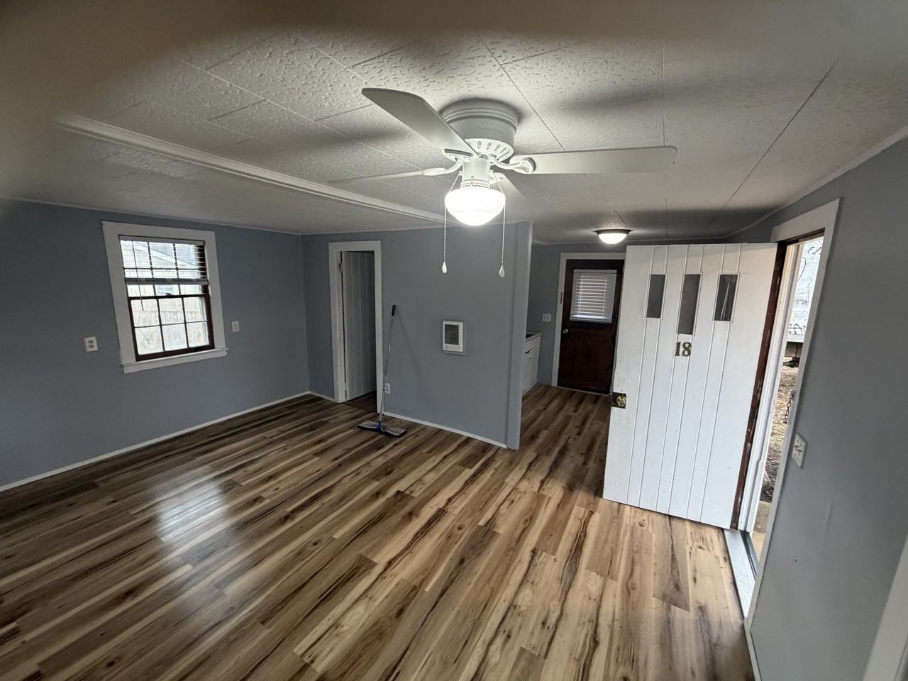 1507 Greenville Hwy #1 - Photo 6 of 10