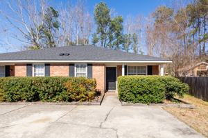 featured image of 123 Charlotte Ave Apt B #1