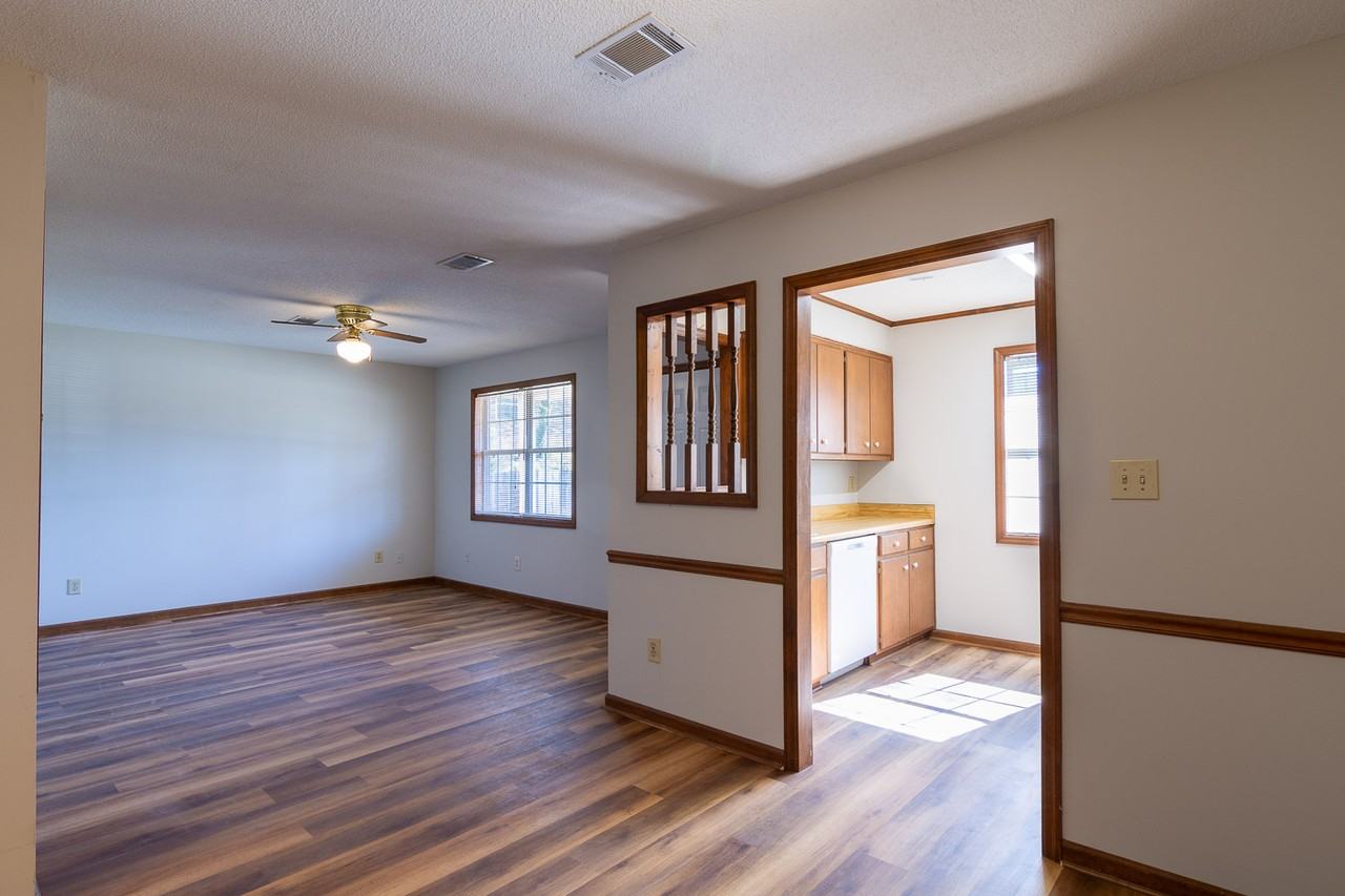 123 Charlotte Ave Apt B #1 - Photo 4 of 16