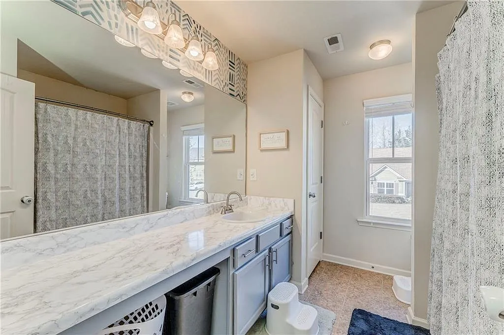 160 Renford Rd #1 - Photo 7 of 16