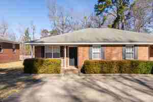 featured image of 303 6th Ave Apt A #1