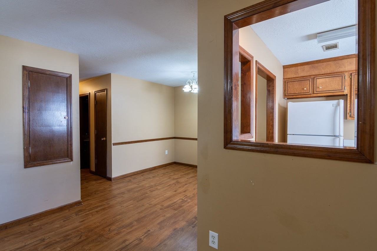 303 6th Ave Apt A #1 - Photo 3 of 15