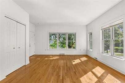 58 S Bryan St #58 - Photo 3 of 12