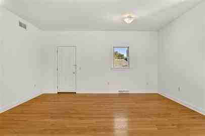 58 S Bryan St #58 - Photo 4 of 12