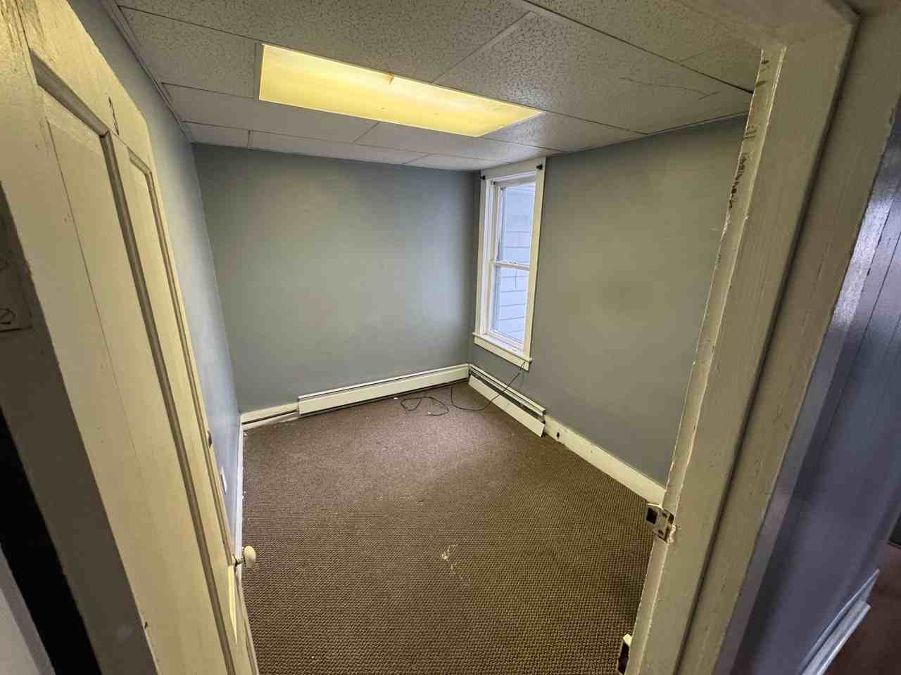 115 E 4th St #1 - Photo 6 of 9