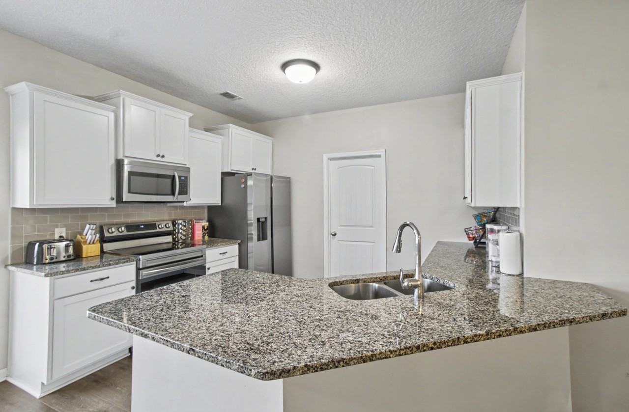 56 Avondale Dr Ne #1 - Photo 6 of 22