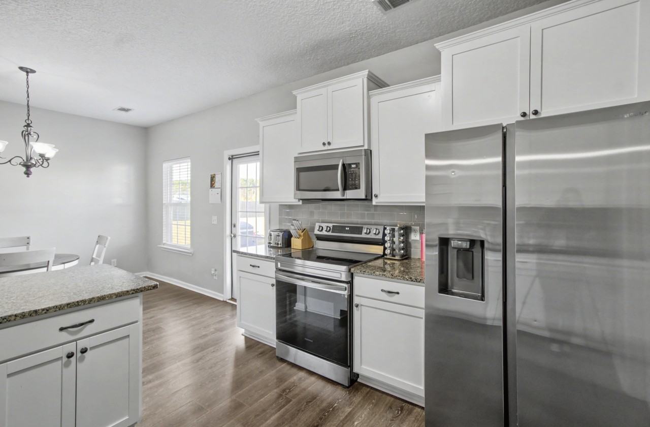 56 Avondale Dr Ne #1 - Photo 7 of 22