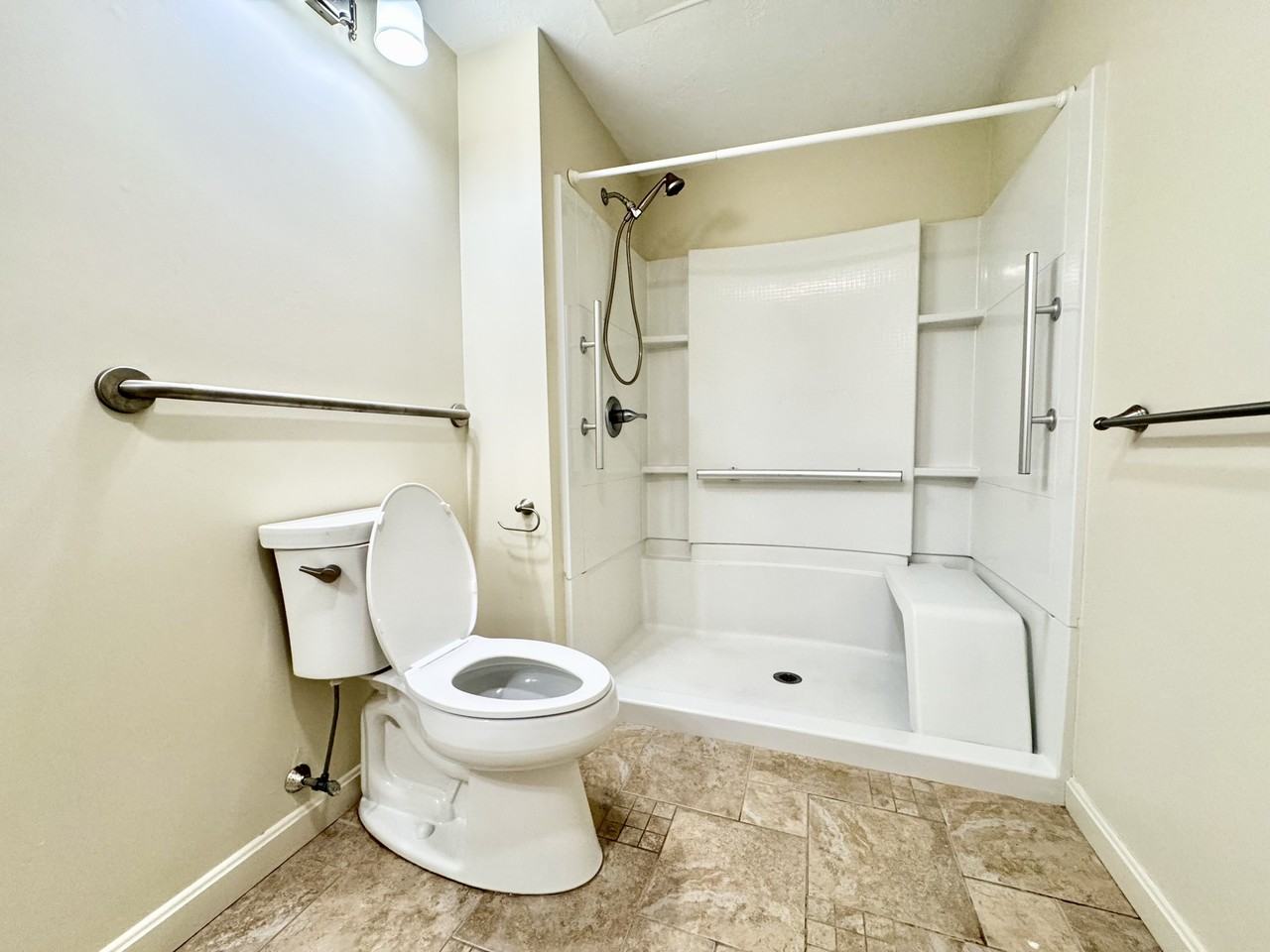 31 Caroline St #1 - Photo 6 of 10