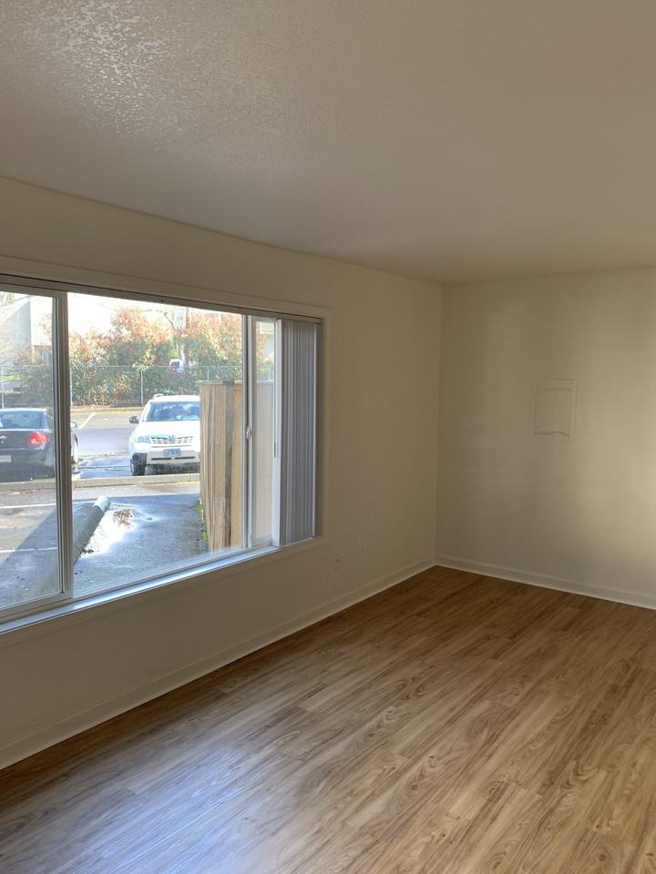 2303 Se Courtney Ave #2303 - Photo 6 of 8