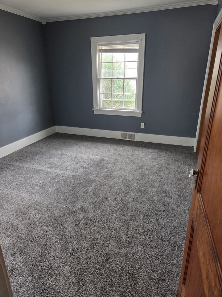 1210 W Macqueen Ave #1 - Photo 7 of 16