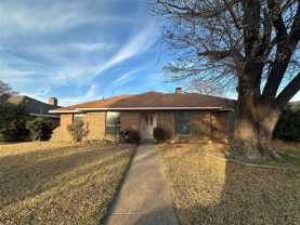 305 Marriott Ln - Photo 1 of 1